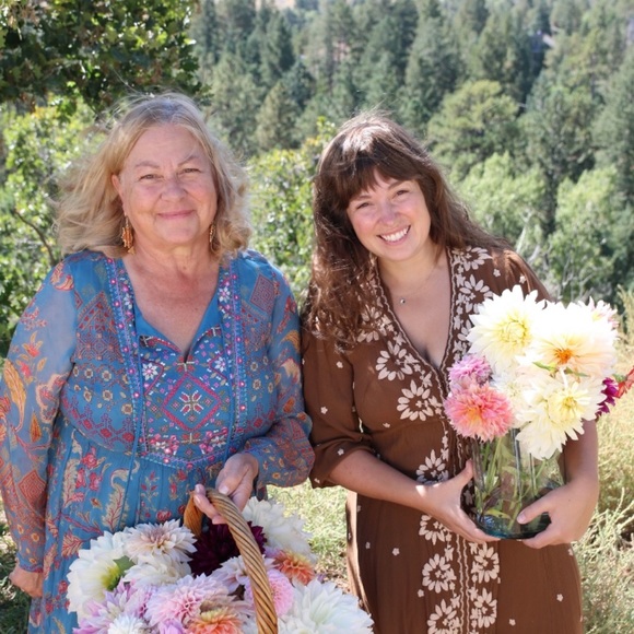 Dress - Picture 5 of 5